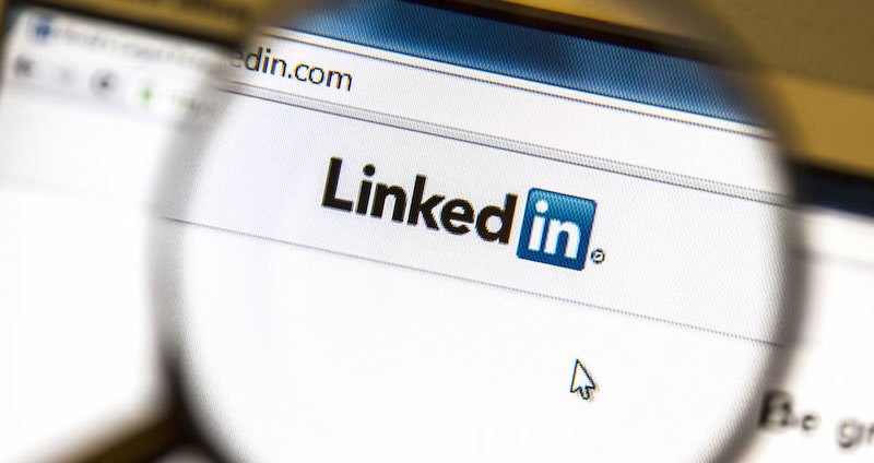 Encontrar vagas de marketing digital no LinkedIn