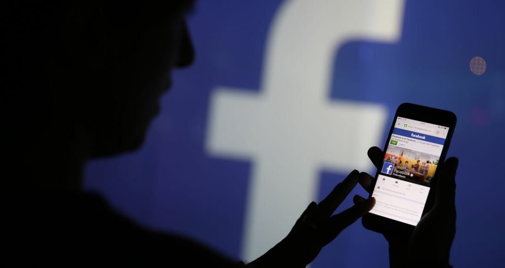 Facebook registra patente para sugerir pessoas perto de você